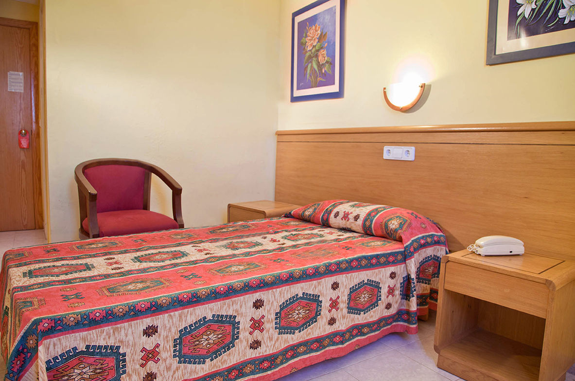 Hotel Vibra Vila Ибица Экстерьер фото